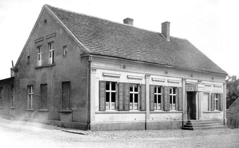 Derben-historisch-Gaststätte_Koeppe.jpg